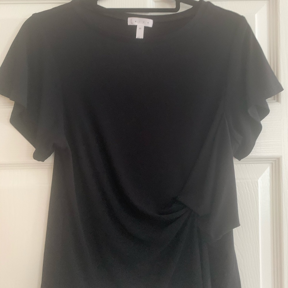 Gathered black top
